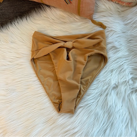 Beach Riot X Free People Emmy Ribbed Swim Bottom - Picture 3 of 7